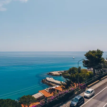 Apartment 177 - Casa Angela, Vista Mare, 5 Min Dalla *