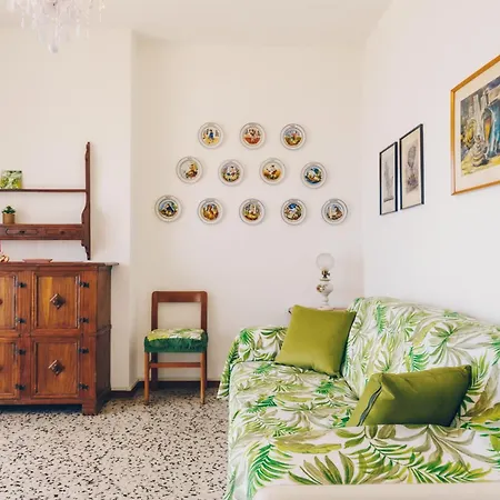 177 - Casa Angela, Vista Mare, 5 Min Dalla سانريمو