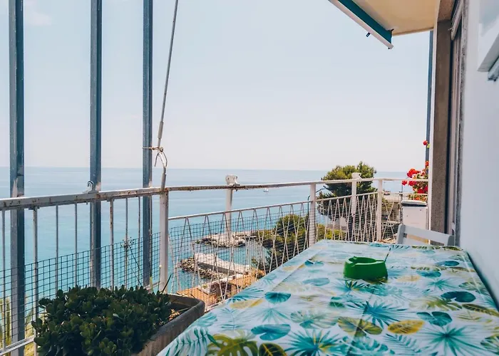 Lägenhet 177 - Casa Angela, Vista Mare, 5 Min Dalla