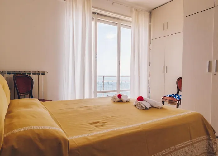 Lägenhet 177 - Casa Angela, Vista Mare, 5 Min Dalla *